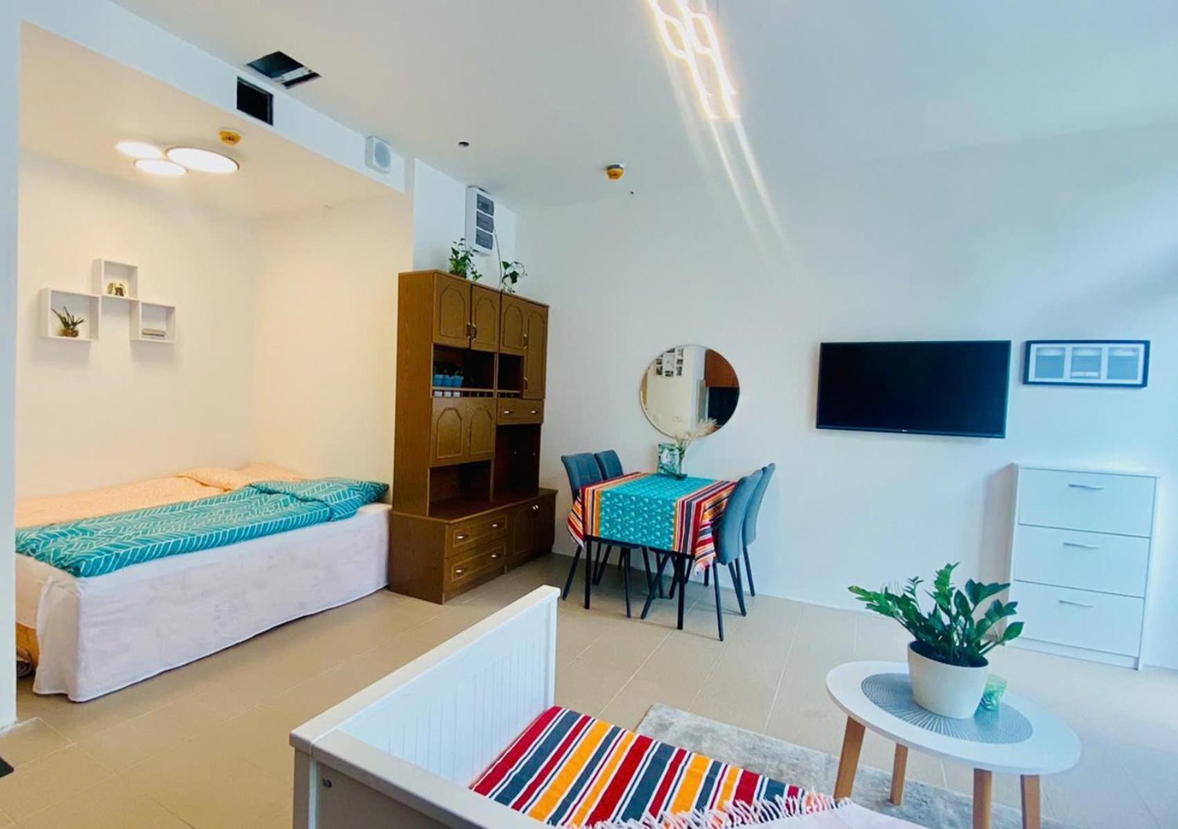 Green Studio Praha 2 L Ground Floor Free Parking Kültér fotó